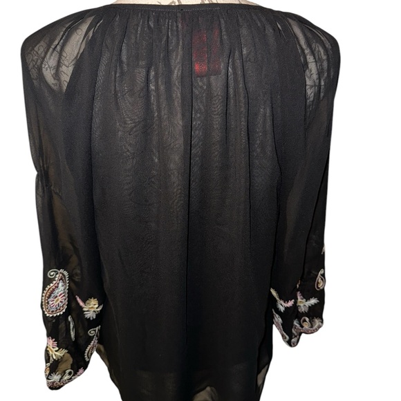 V Cristina Top - Picture 4 of 5